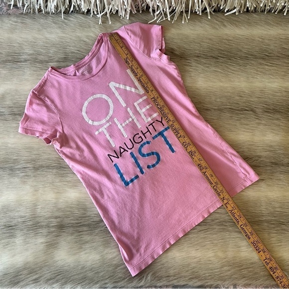Vintage AMERICAN EAGLE Pink “On the Naughty List” S Baby Tee Y2K Short Sleeve - Picture 9 of 11